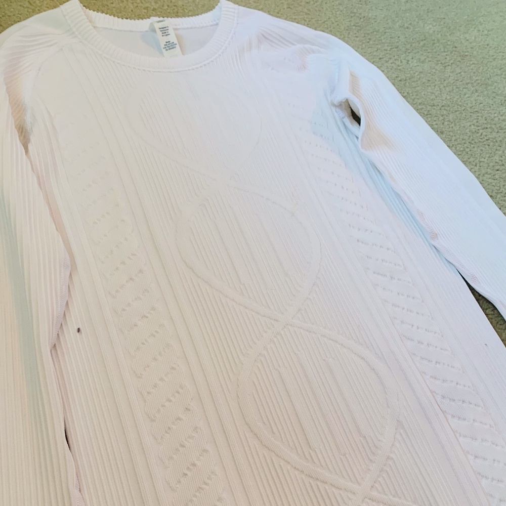 Lululemon Like New Swiftly Tech Long Sleeve